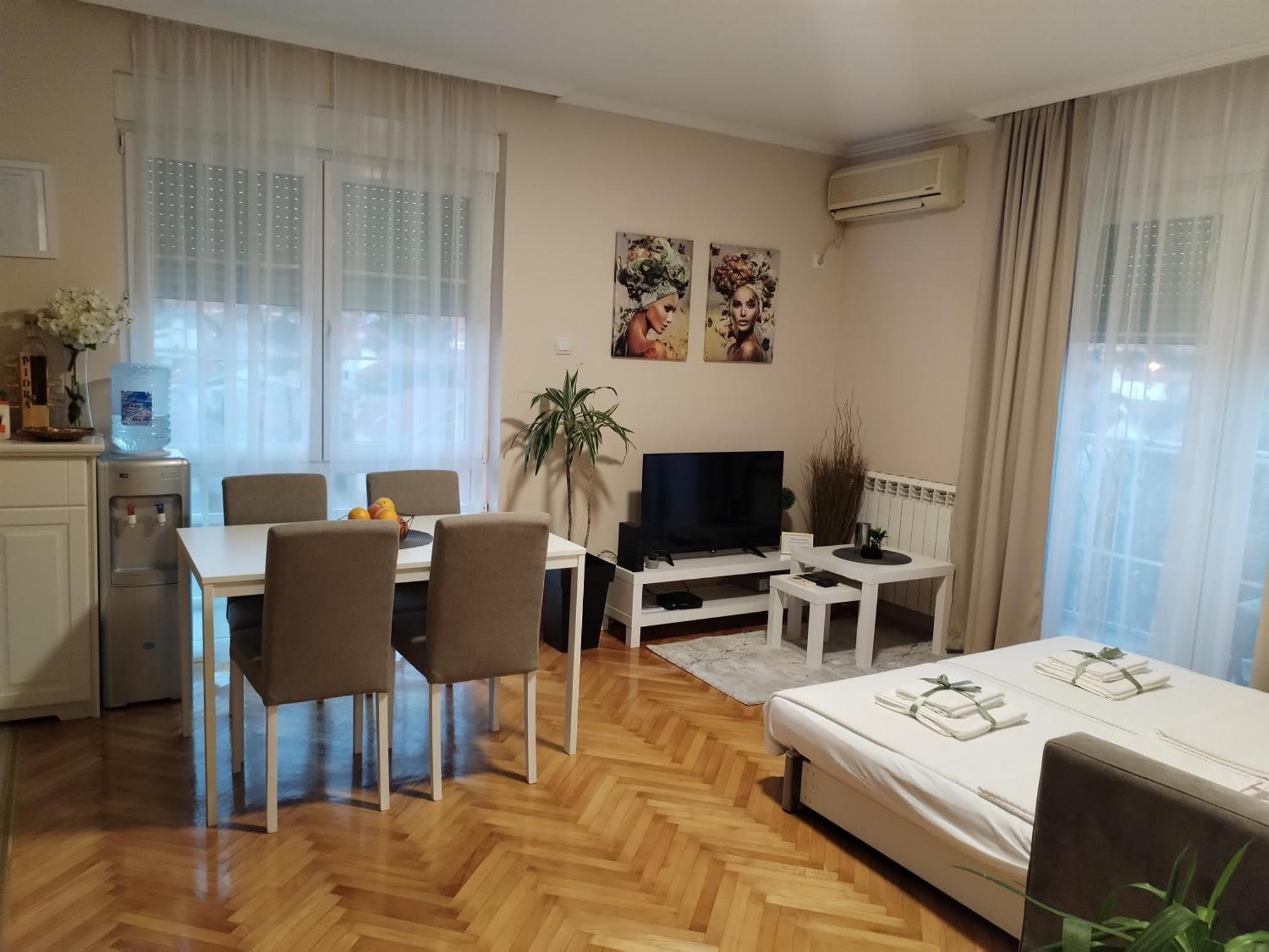 Požarevac Apartman Centar מראה חיצוני תמונה