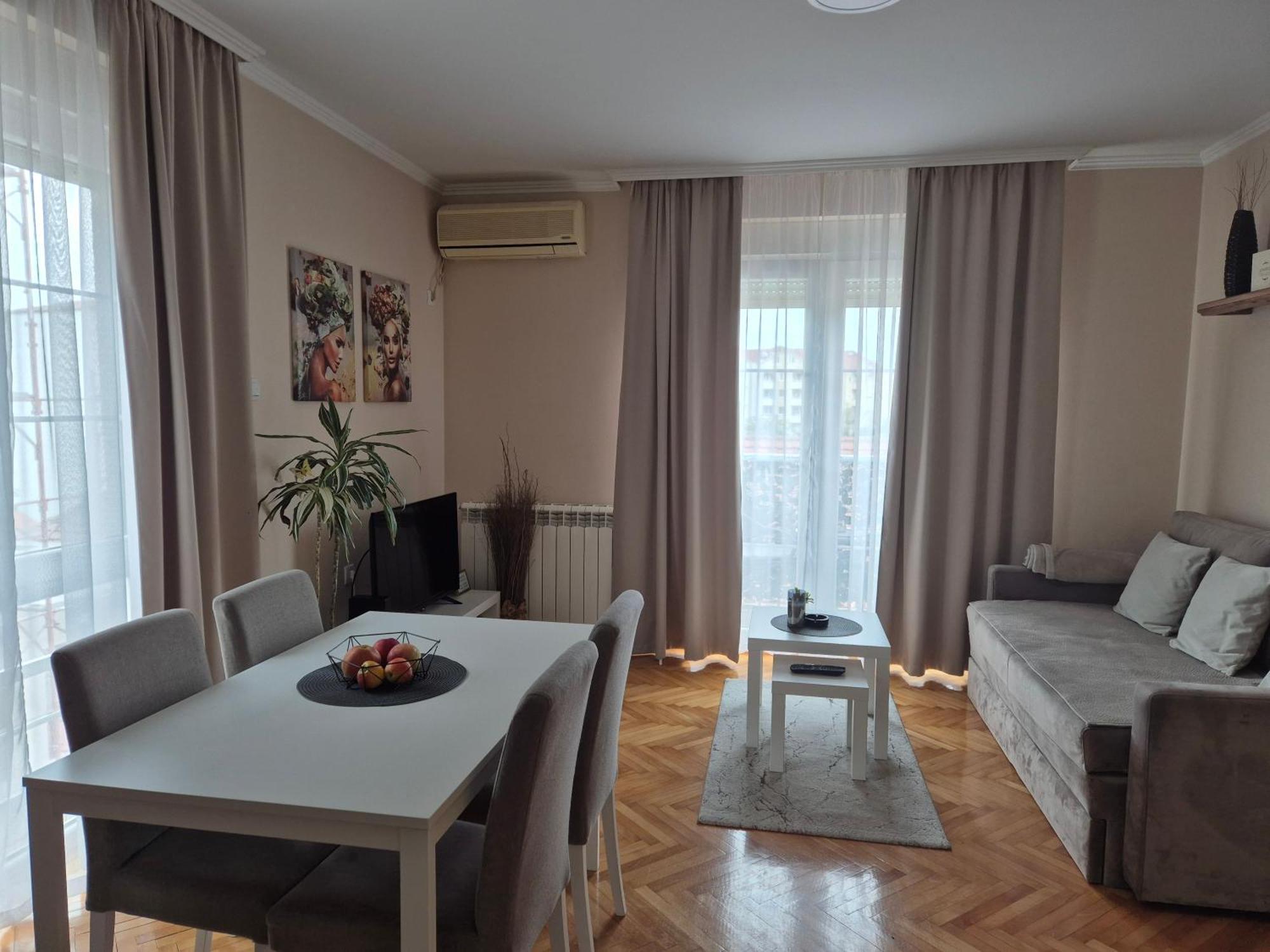 Požarevac Apartman Centar מראה חיצוני תמונה