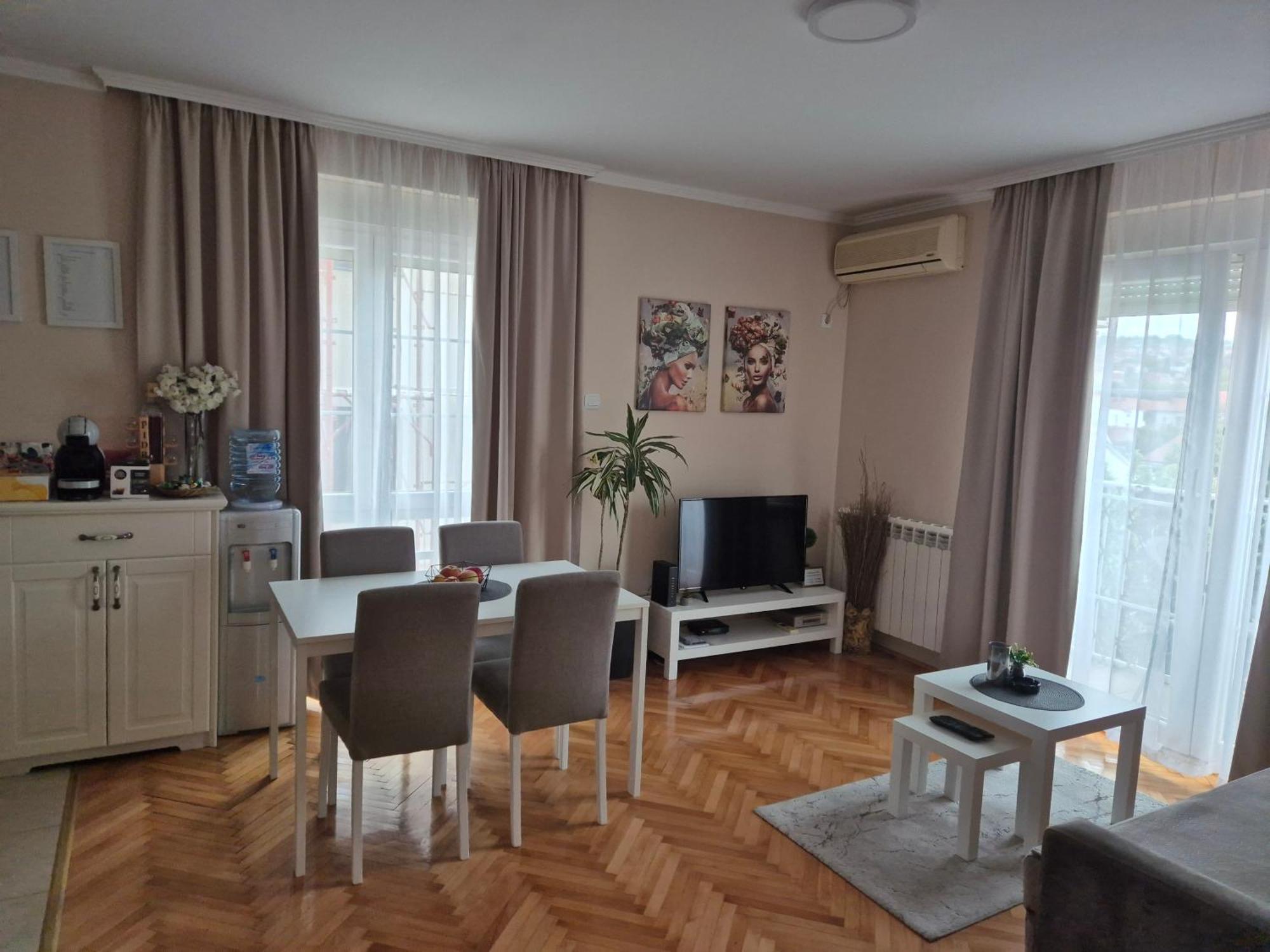 Požarevac Apartman Centar מראה חיצוני תמונה